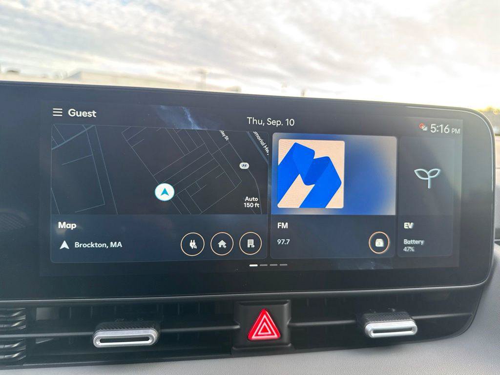 New 2027 Hyundai Ioniq 5 SE AWD/4WD image 14