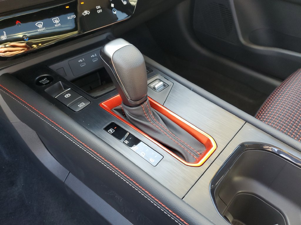 New 2027 Nissan Kicks SR w/ SR Premium Package FWD image 33