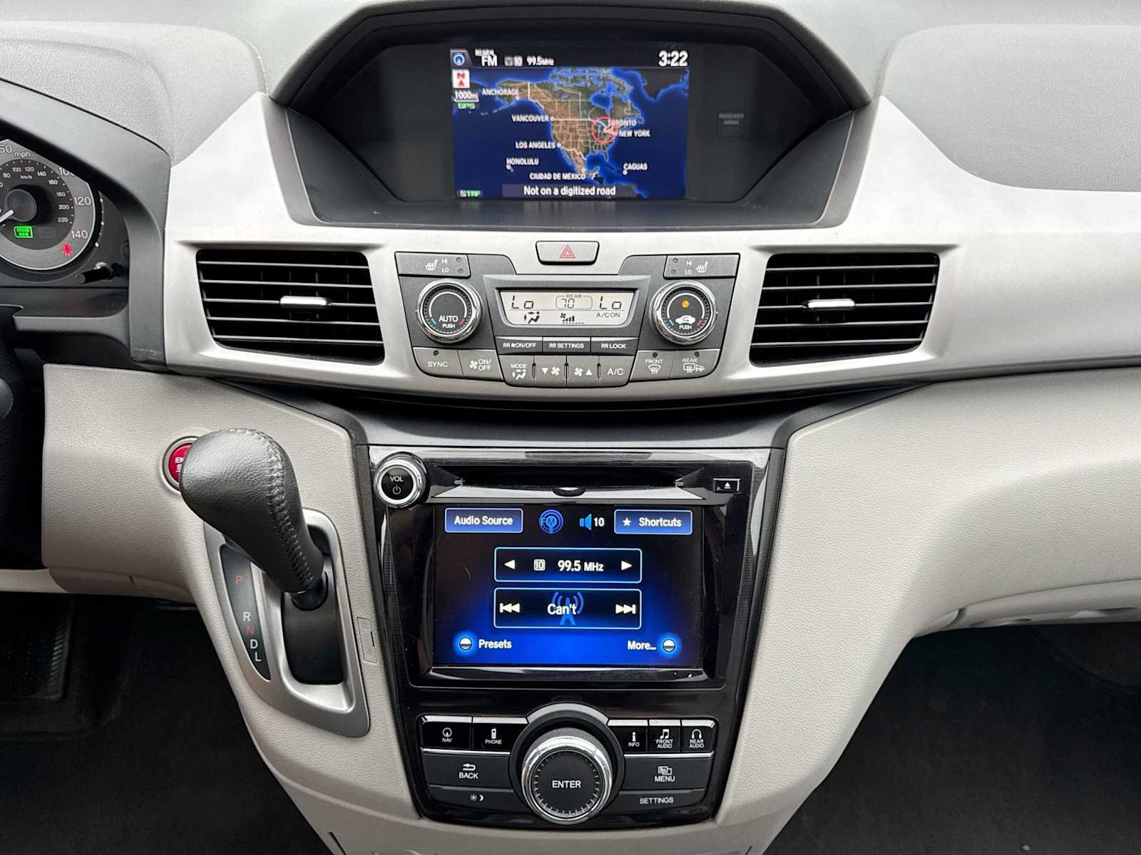 Used 2017 Honda Odyssey Touring image 29