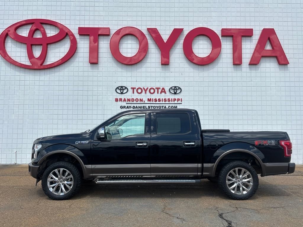 Used 2017 Ford F150 Lariat w/ Equipment Group 502A Luxury image 3