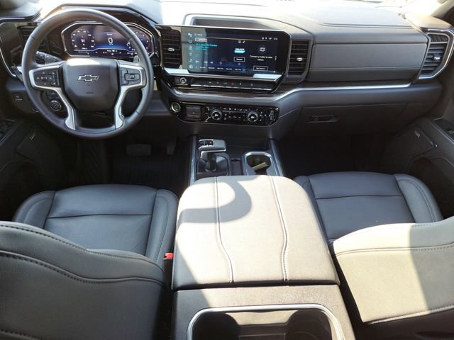 Used 2024 Chevrolet Silverado 1500 LT Trail Boss w/ Convenience Package II image 8