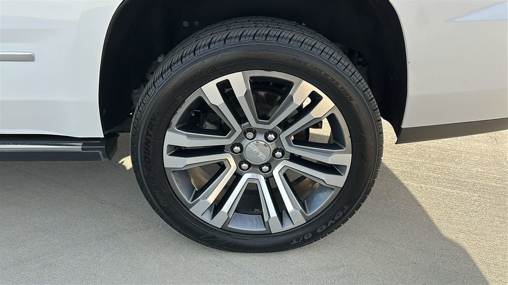 Used 2019 GMC Yukon Denali w/ Denali Ultimate Package image 18
