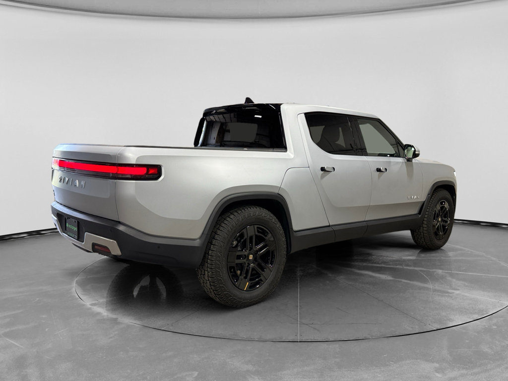 Used 2024 Rivian R1T Adventure AWD/4WD image 3