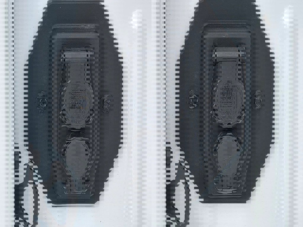 New 2025 Ford F350 Lariat w/ Lariat Ultimate Package image 31