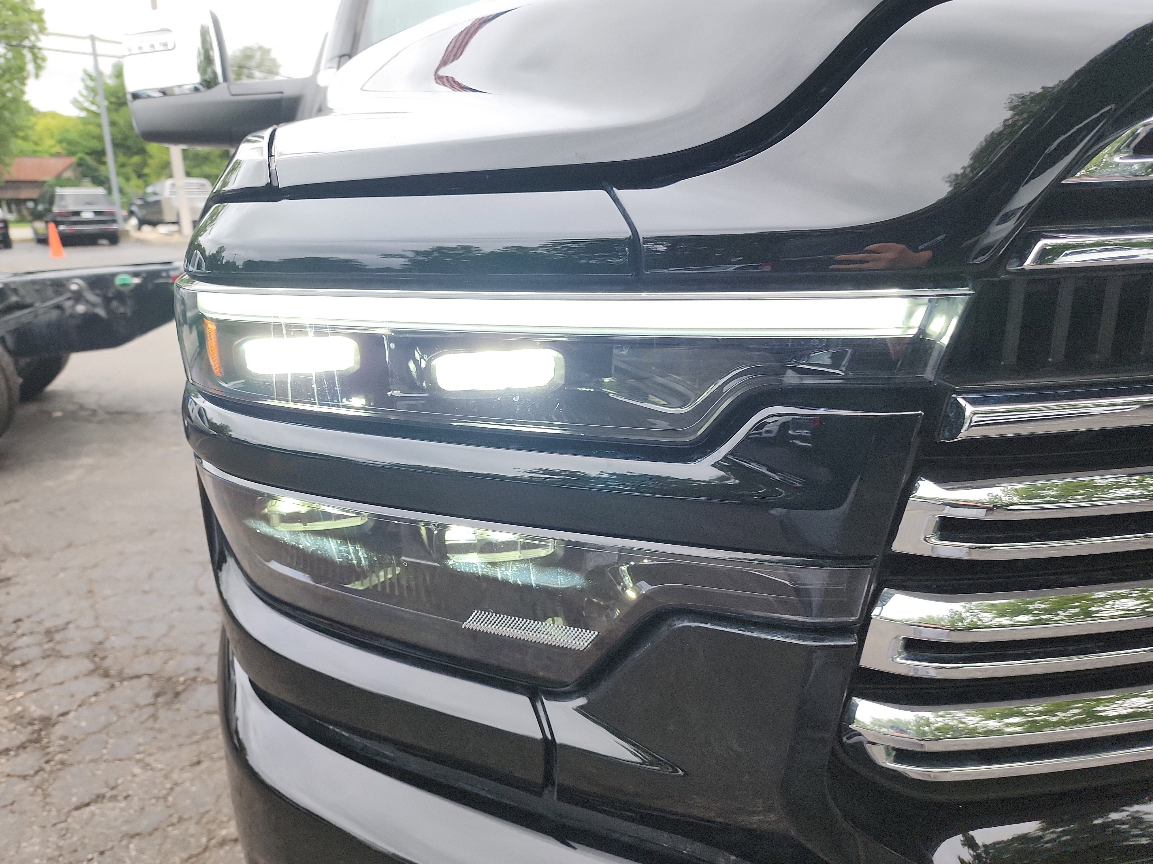 New 2025 RAM 2500 Laramie image 29