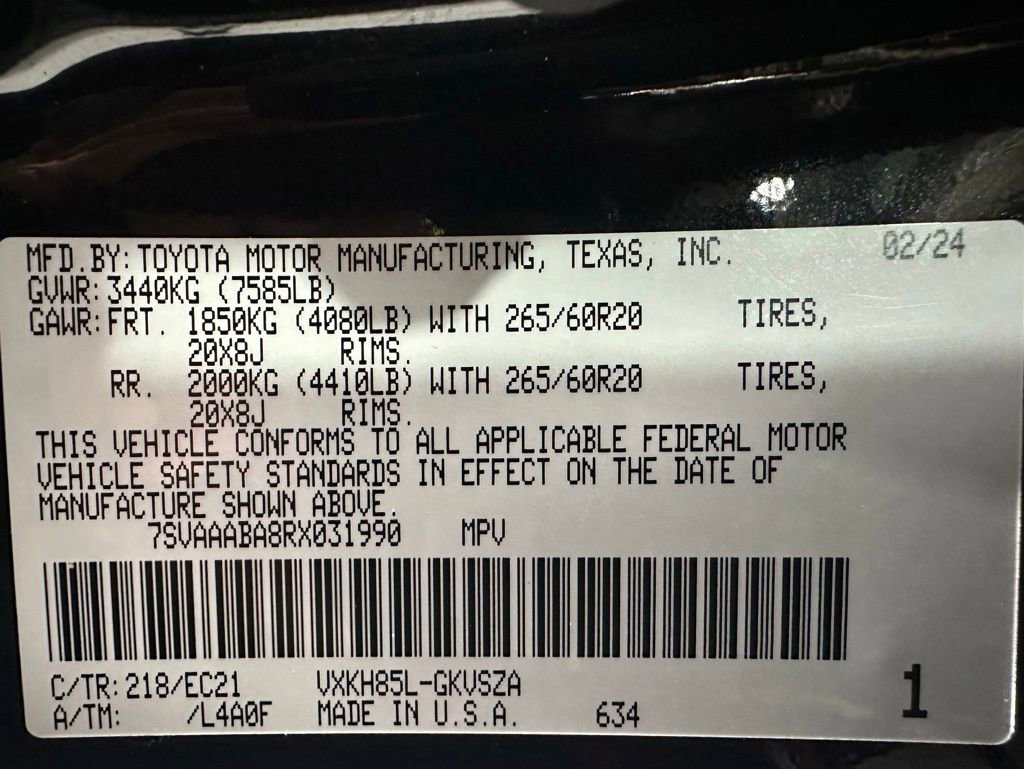 Used 2024 Toyota Sequoia SR5 w/ SR5 Premium Package AWD/4WD image 11