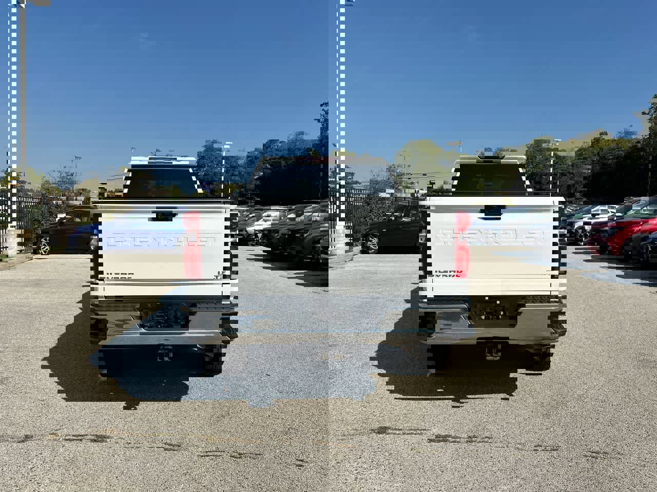 Used 2022 Chevrolet Silverado 3500 LTZ w/ Snow Plow Prep/Camper Package image 12