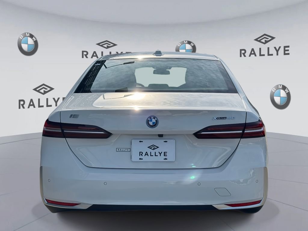 Certified 2025 BMW i5 xDrive40 w/ Premium Package image 5