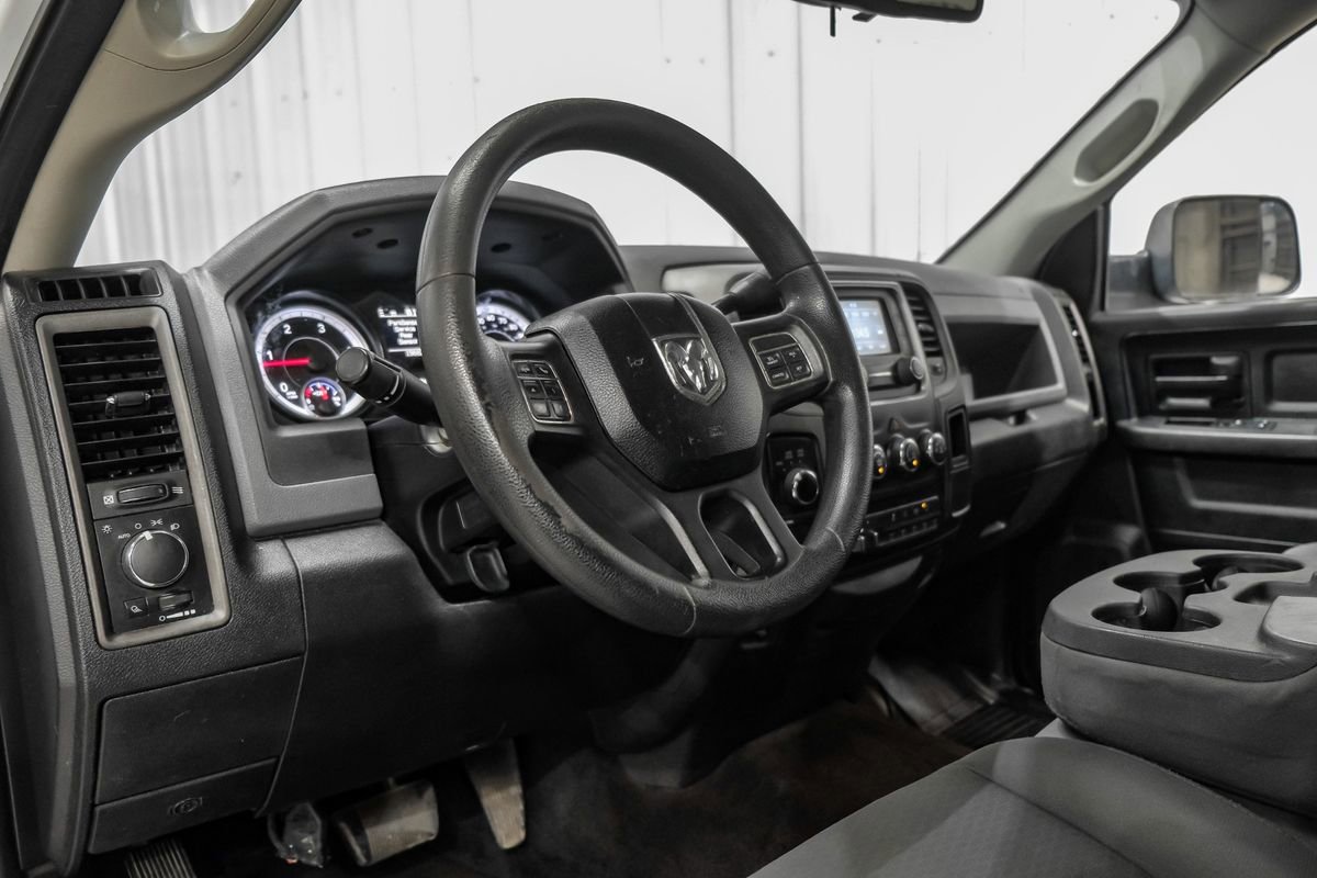 Used 2014 RAM 2500 Tradesman w/ Chrome Appearance Group AWD/4WD image 14