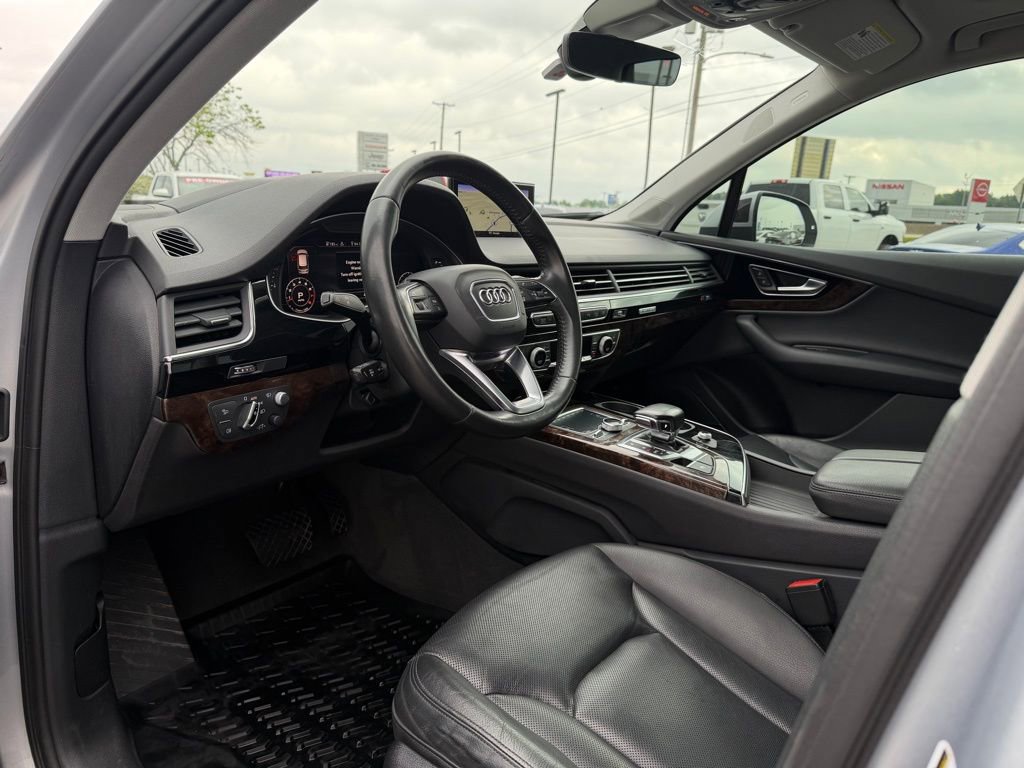 Used 2018 Audi Q7 3.0T Prestige w/ Prestige Package AWD/4WD image 10