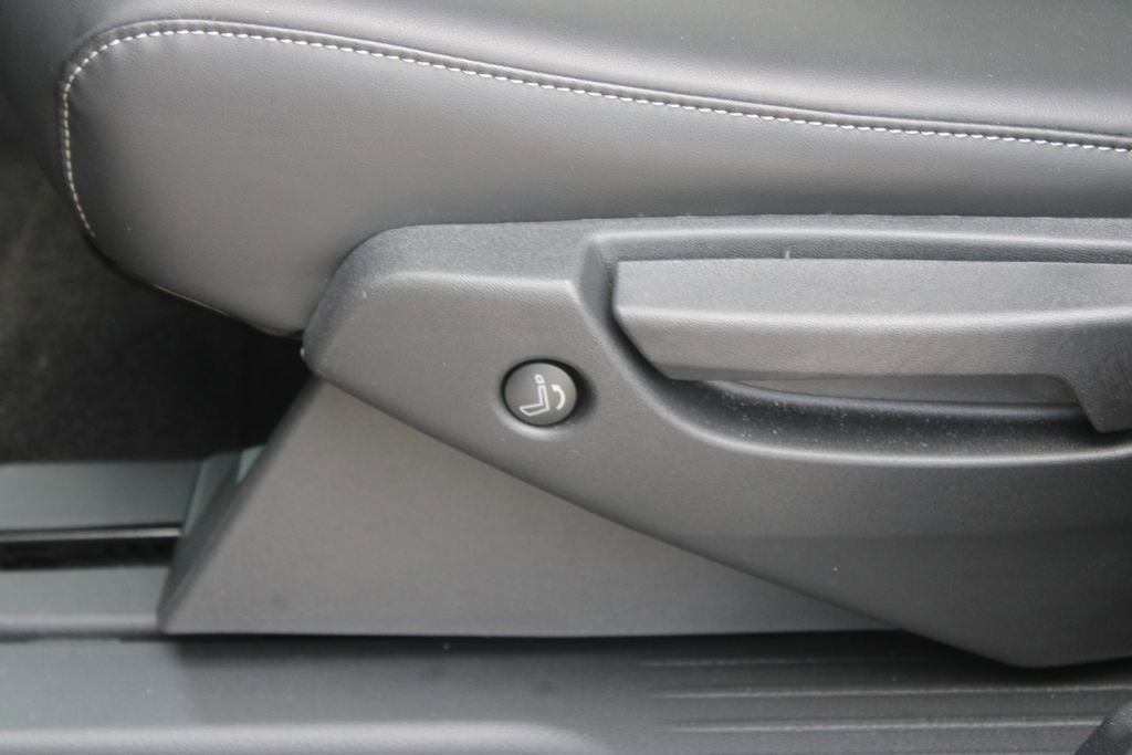 Used 2025 INFINITI QX60 Luxe AWD/4WD image 23