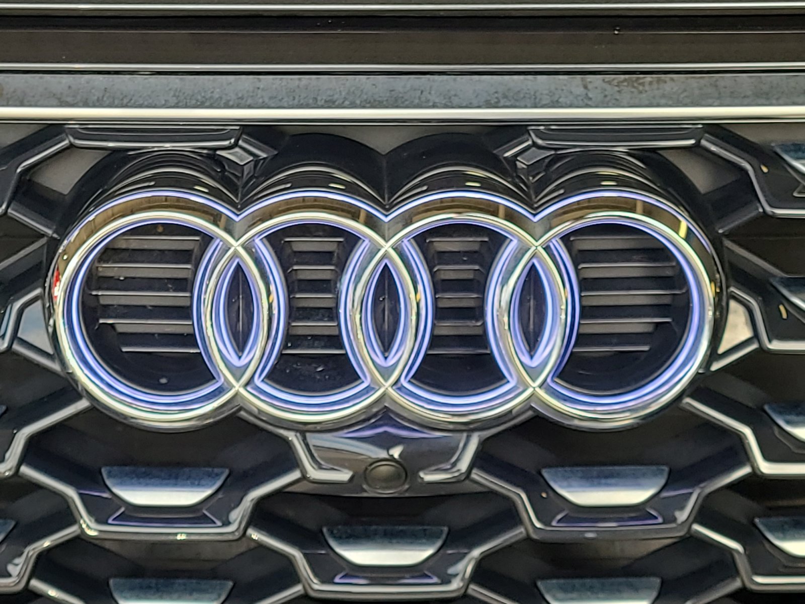 Used 2023 Audi Q5 2.0T Premium w/ Convenience Package AWD/4WD image 23