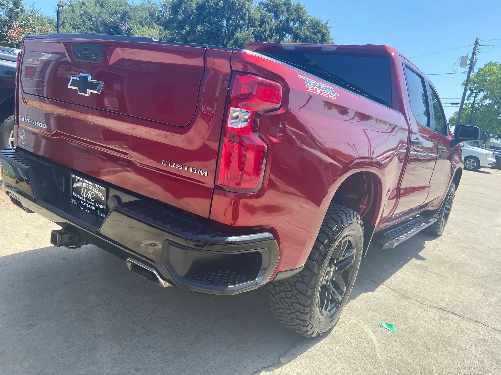 Used 2021 Chevrolet Silverado 1500 Custom Trail Boss AWD/4WD image 7