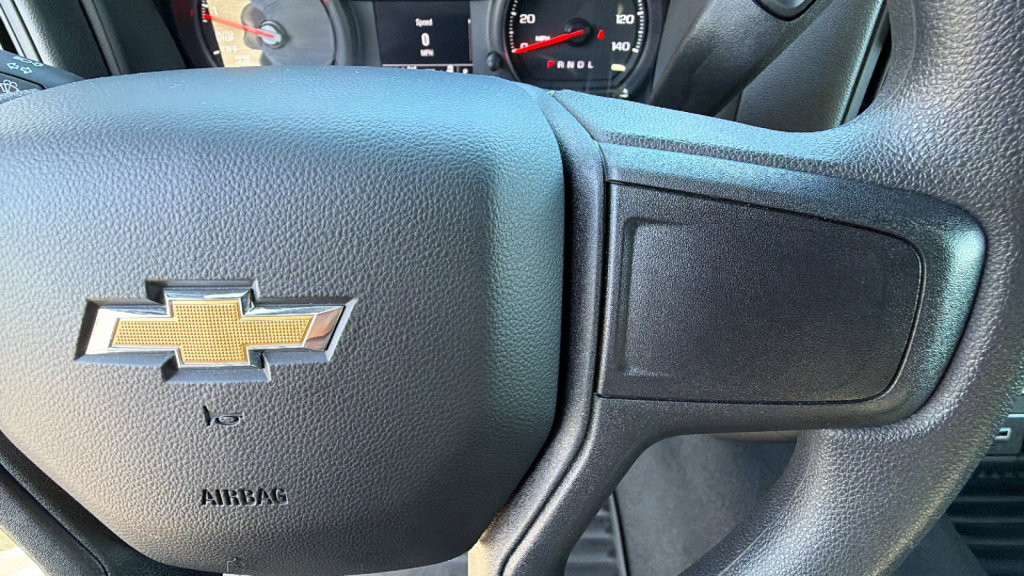 Used 2025 Chevrolet Silverado 1500 Custom image 20