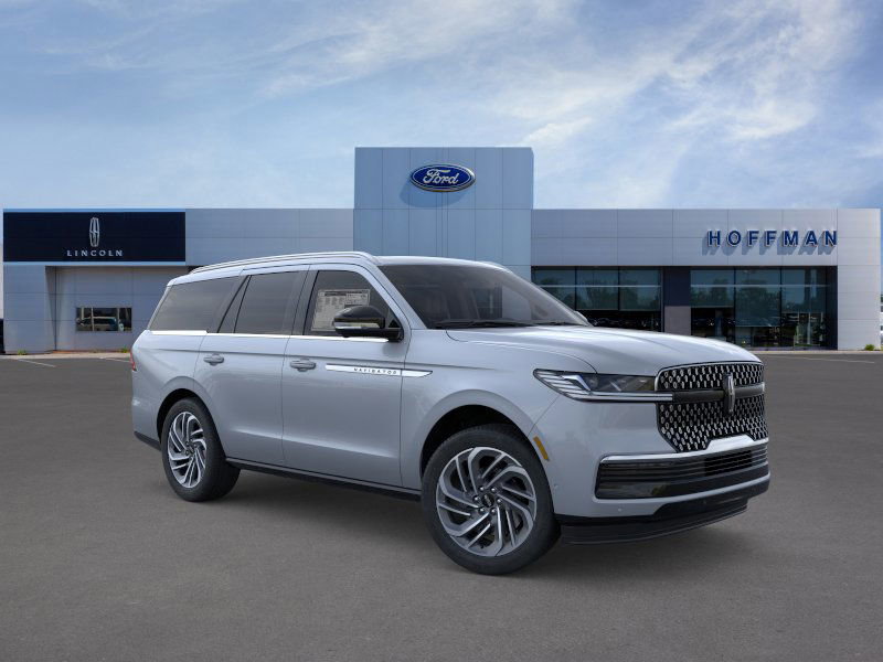New 2025 Lincoln Navigator Reserve image 7