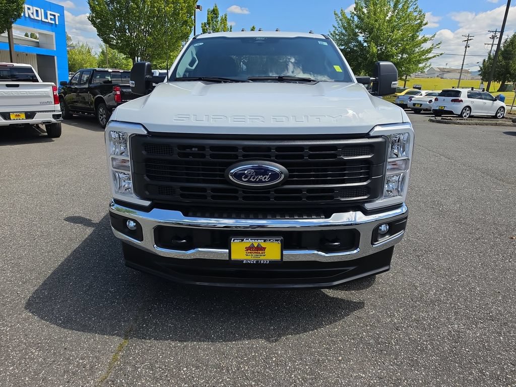 Used 2024 Ford F350 XL w/ Snow Plow/Camper Package AWD/4WD image 9