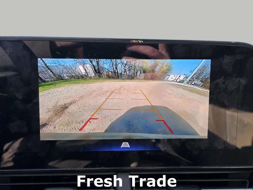 Used 2025 Chevrolet Trax ACTIV w/ Driver Confidence Package image 10