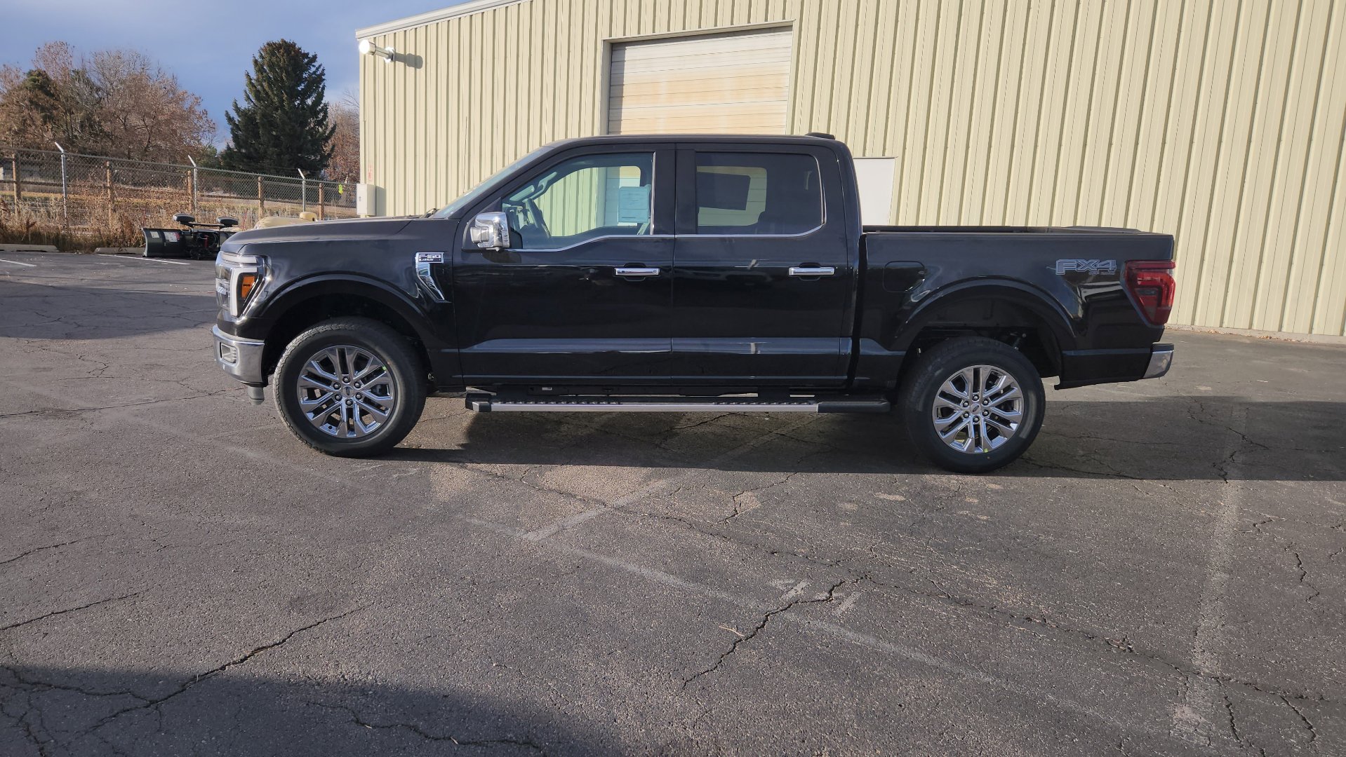 New 2025 Ford F150 Lariat w/ Equipment Group 501A Mid image 5