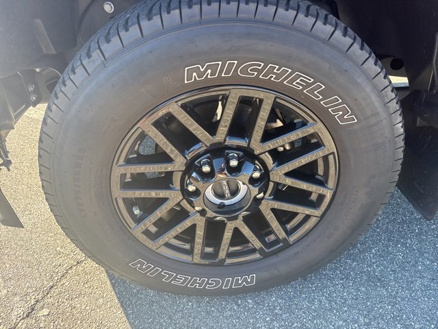 Used 2024 Ford F250 XLT w/ XLT Premium Package image 9