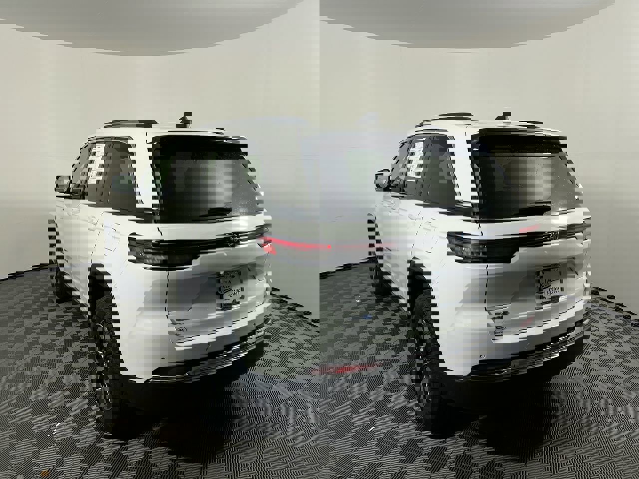 Used 2024 Jeep Grand Cherokee Limited 4xe image 5