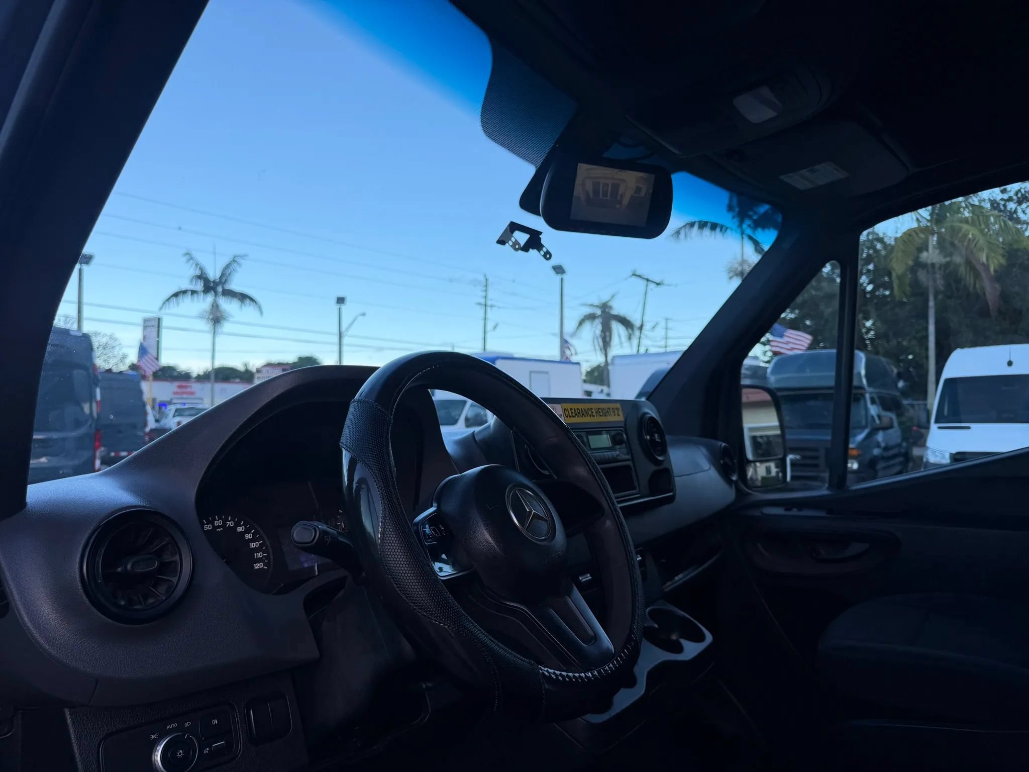 Used 2019 Mercedes-Benz Sprinter 144 image 12