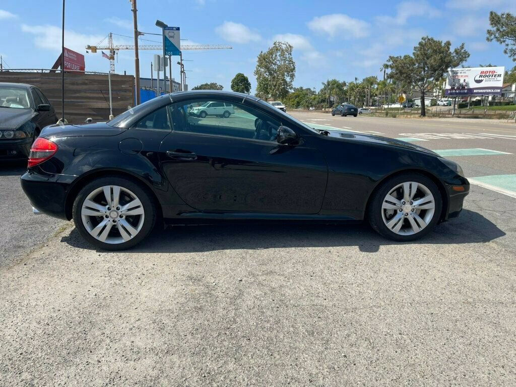 Used 2009 Mercedes-Benz SLK 350 image 6