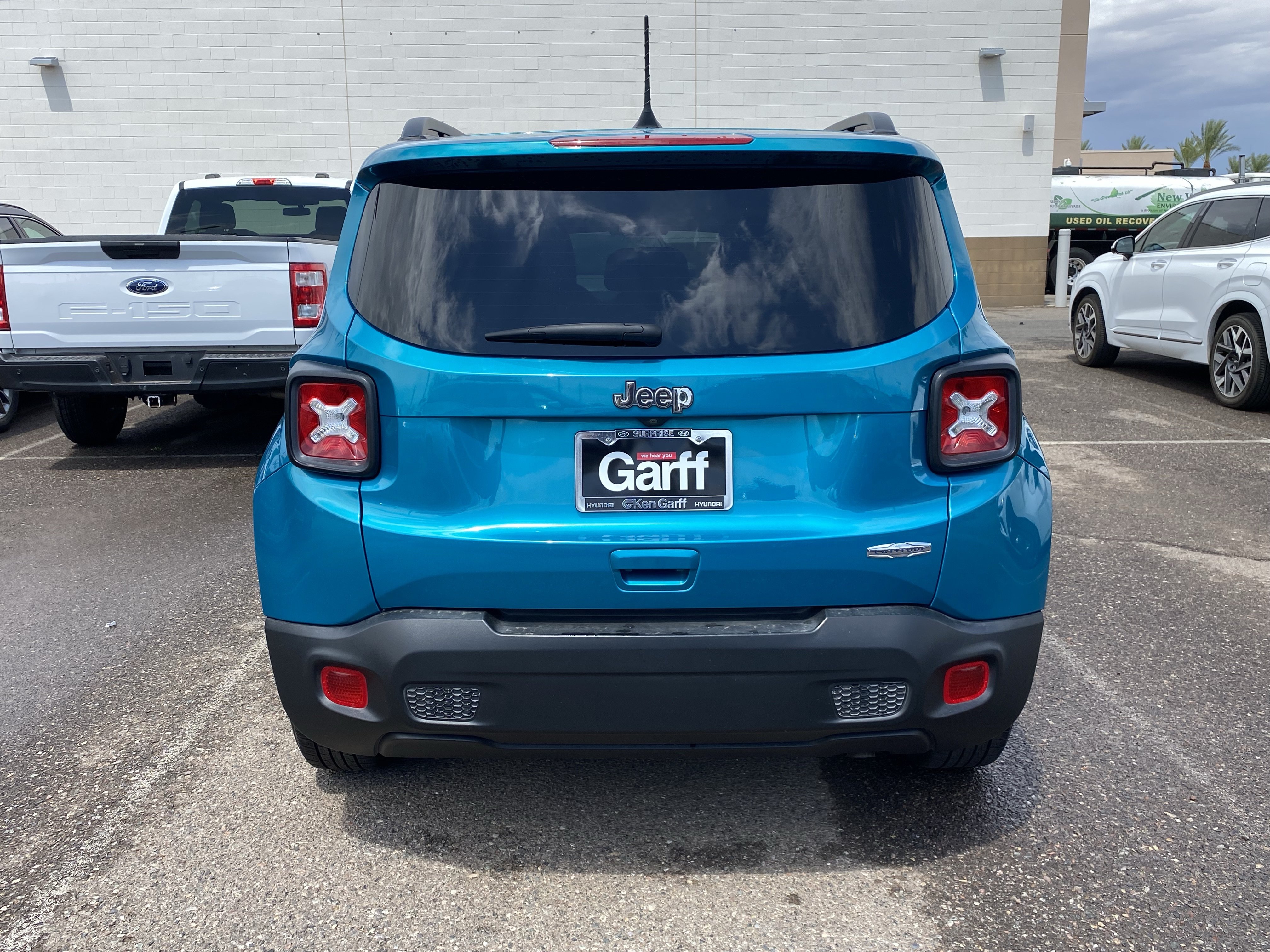 Used 2021 Jeep Renegade Latitude FWD video 3