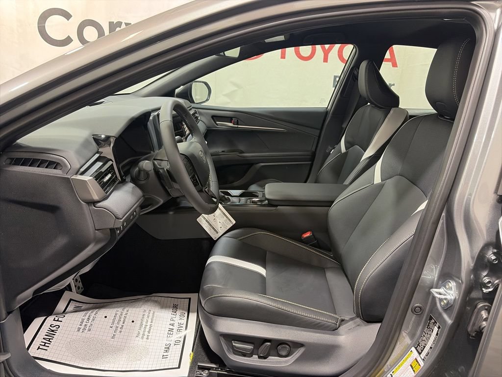Used 2026 Toyota Camry SE FWD image 22
