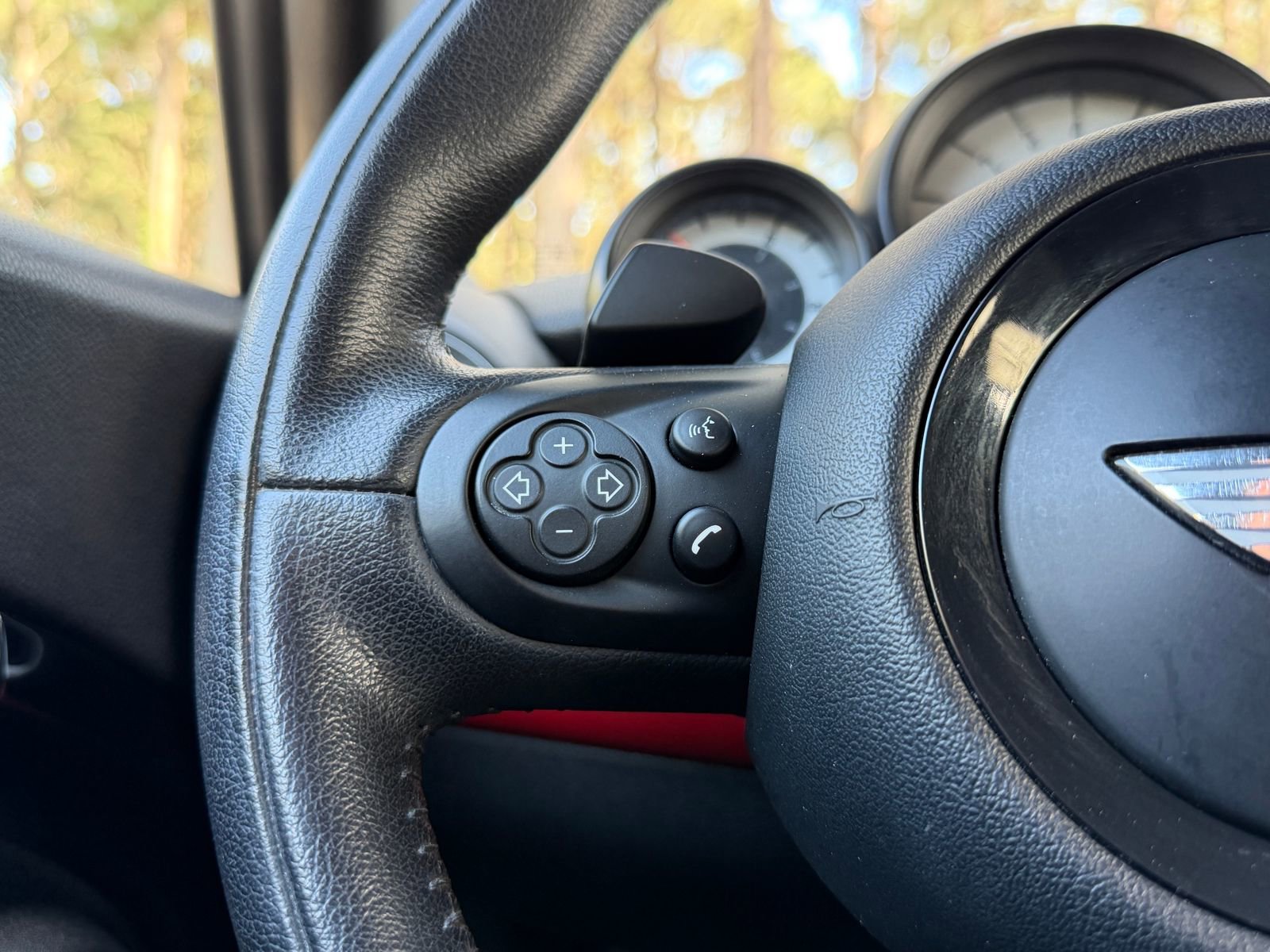 Used 2014 MINI Cooper S image 16