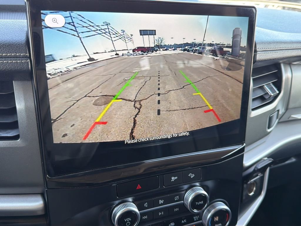 Used 2023 Ford Expedition Max XLT image 26