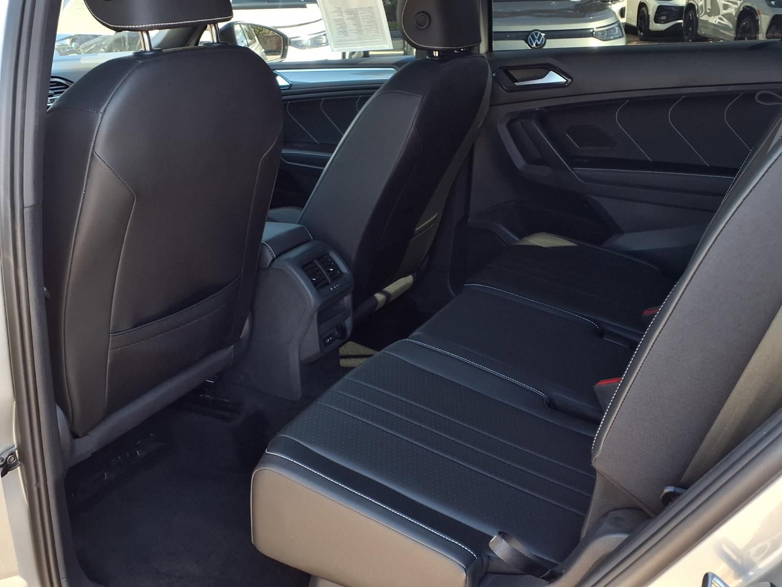 Certified 2023 Volkswagen Tiguan SE R-Line image 19