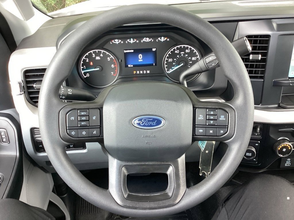 New 2025 Ford F250 XL w/ FX4 Off-Road Package image 37