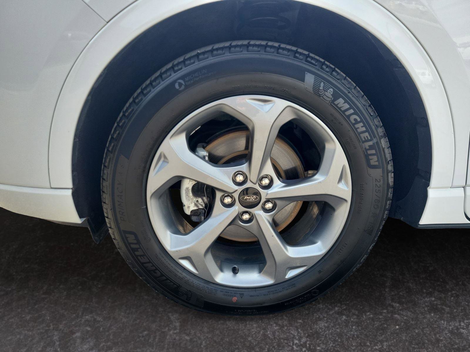 Used 2023 Ford Escape ST-Line image 15