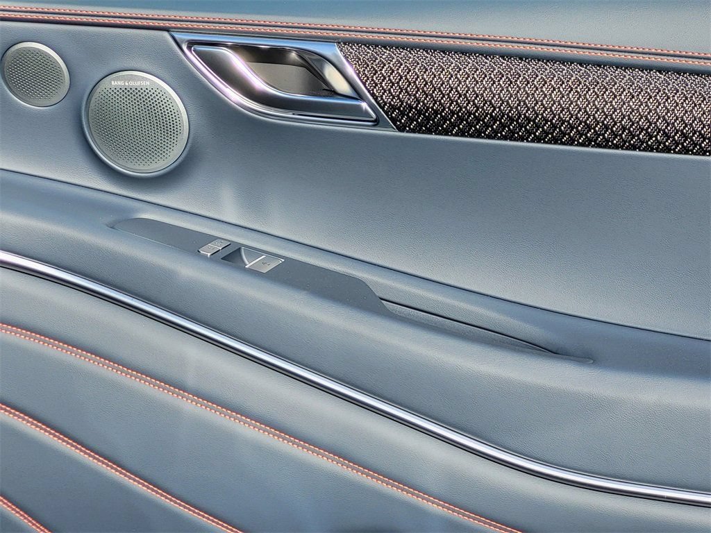 New 2026 Genesis GV80 3.5T e-SC AWD/4WD image 14