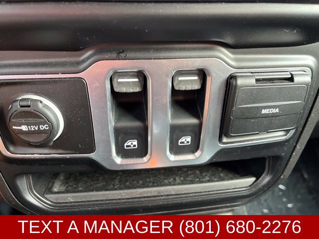 Used 2020 Jeep Wrangler Sport AWD/4WD image 18