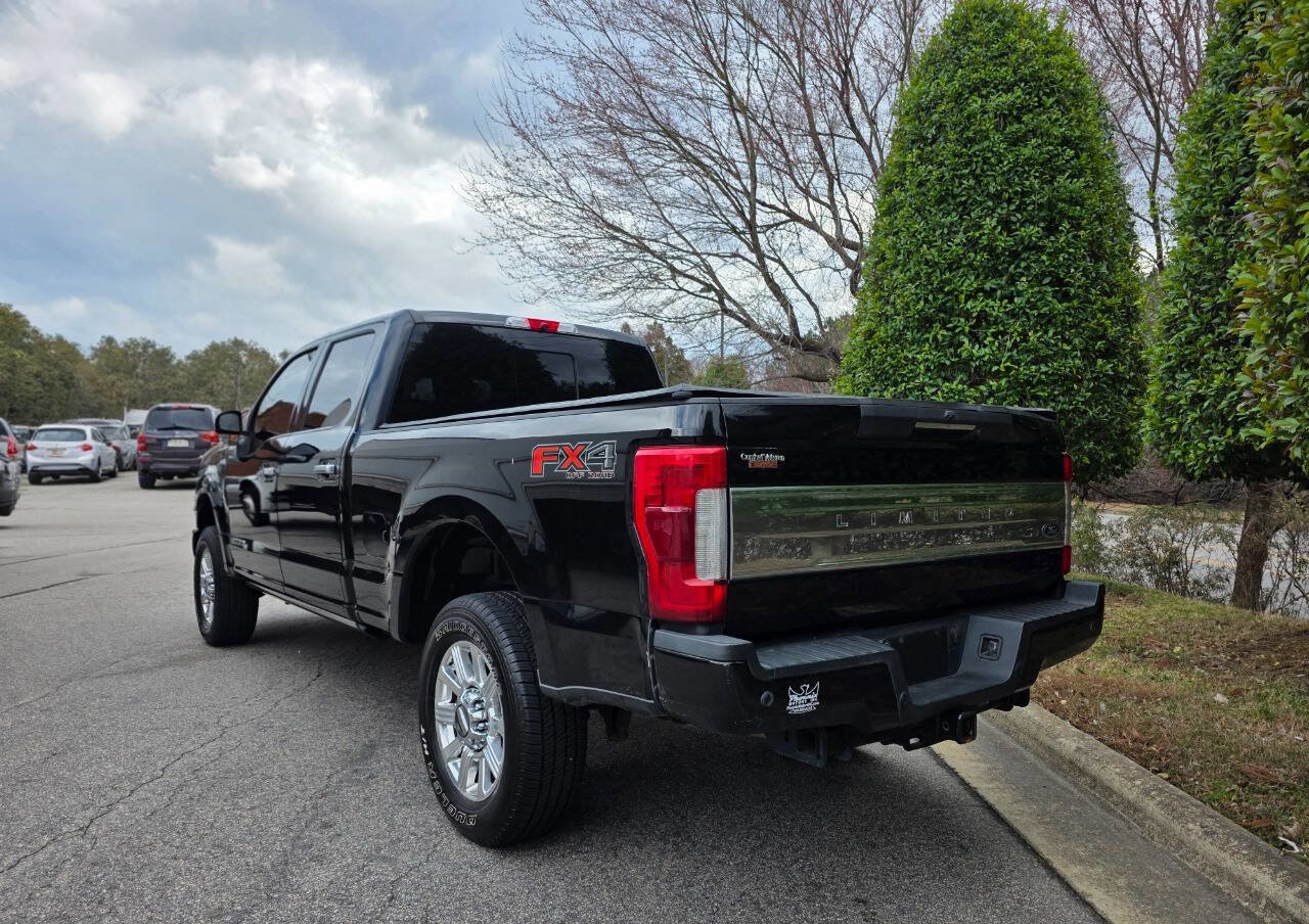 Used 2019 Ford F250 Limited image 3