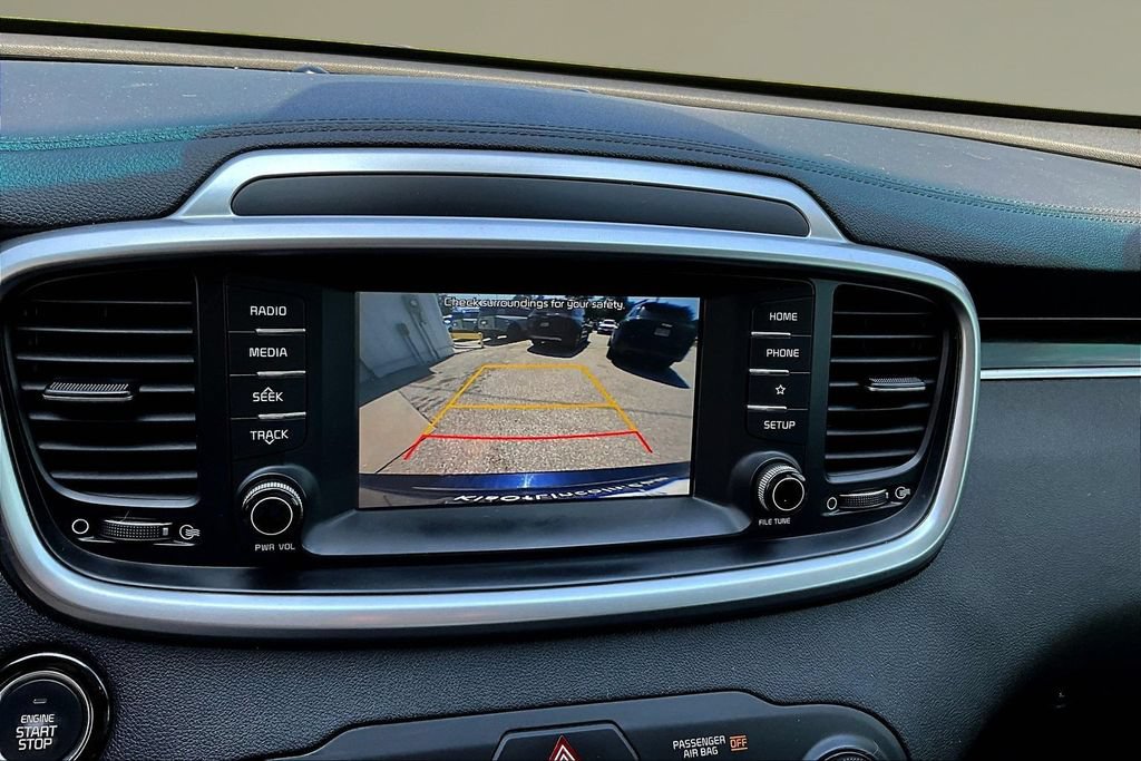 Used 2020 Kia Sorento S FWD image 13