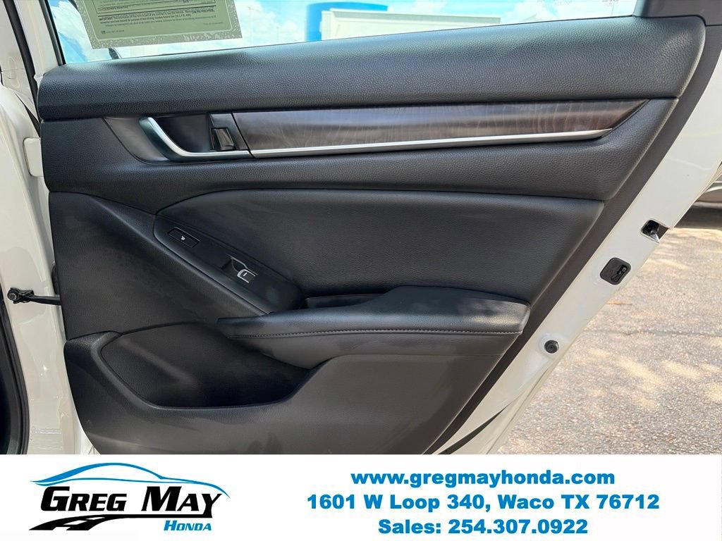 Used 2021 Honda Accord Touring image 14