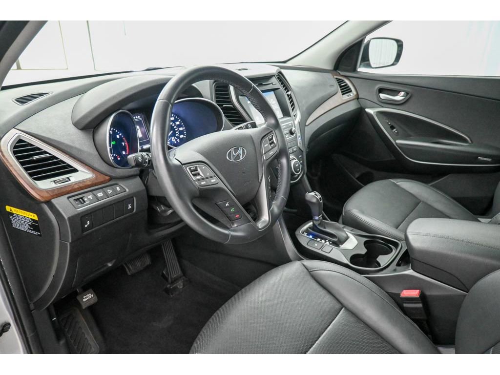 Used 2018 Hyundai Santa Fe Sport 2.0T w/ Cargo Package AWD/4WD image 9