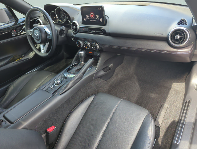 Used 2021 MAZDA MX-5 Miata RF Grand Touring RWD image 23