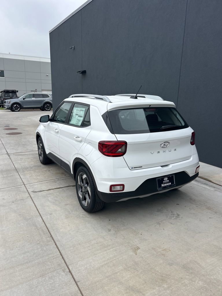 New 2026 Hyundai Venue SEL image 5