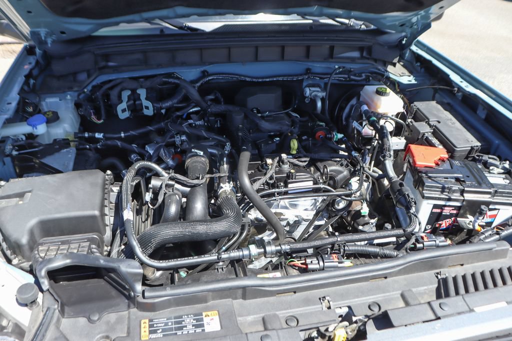 Used 2023 Ford Bronco Big Bend w/ Sasquatch Package AWD/4WD image 12
