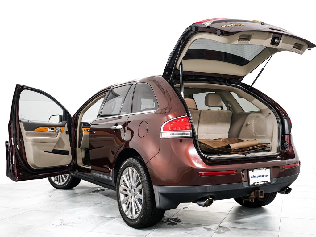 Used 2012 Lincoln MKX AWD image 17
