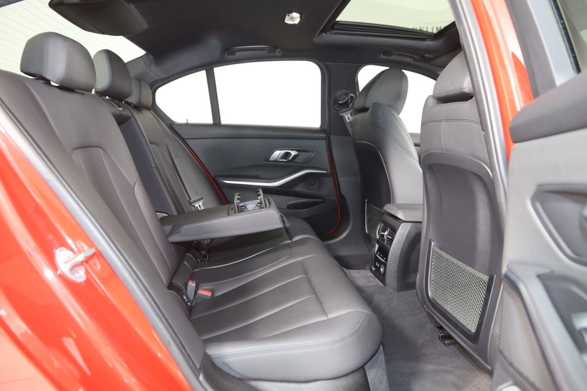 Used 2019 BMW 330i Sedan RWD image 14