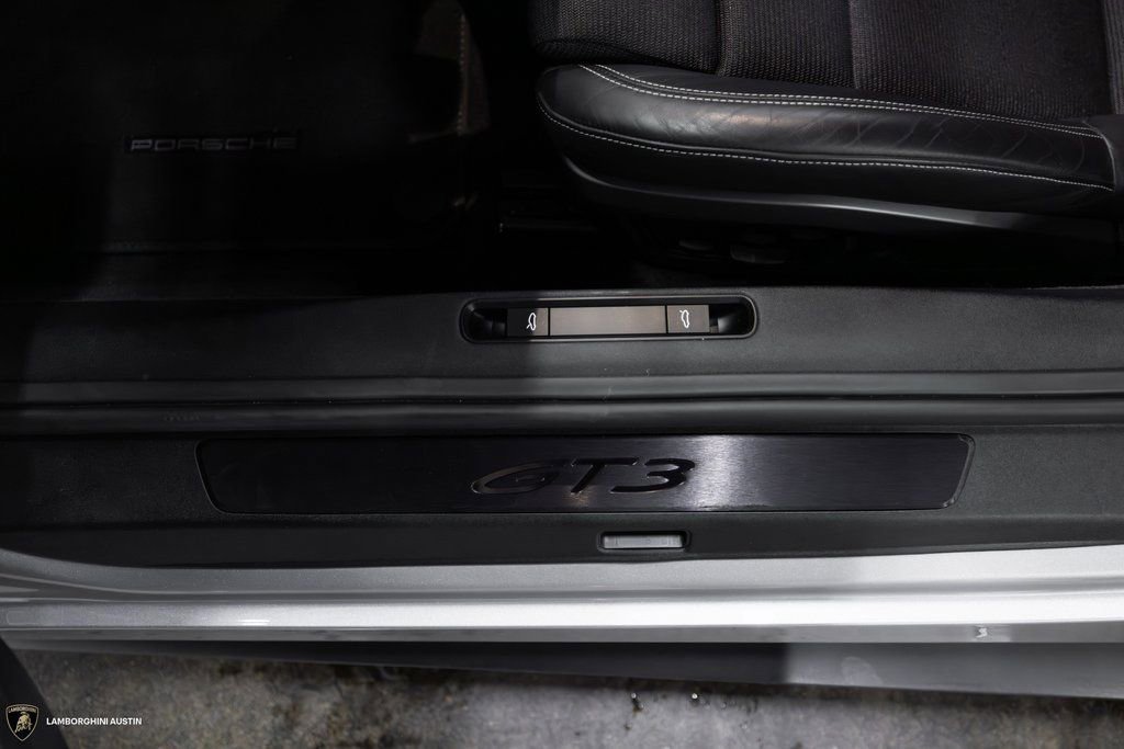 Used 2022 Porsche 911 GT3 image 19