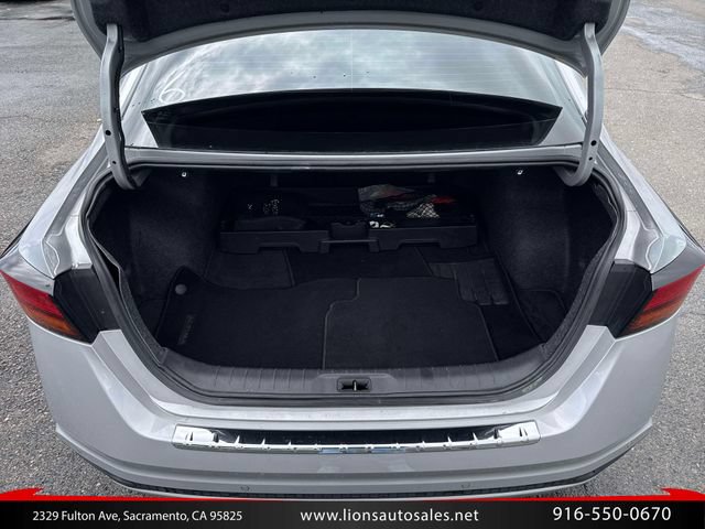 Used 2022 Nissan Altima 2.5 SV FWD image 11