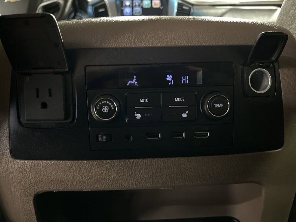 Used 2019 Chevrolet Suburban Premier AWD/4WD image 44
