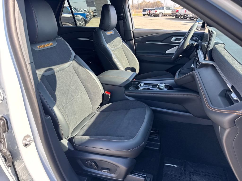 New 2026 Ford Explorer Tremor w/ Tremor Ultimate Package AWD/4WD image 12