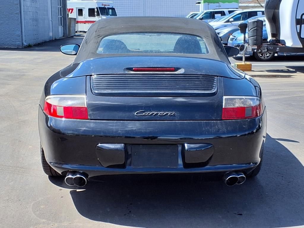 Used 2004 Porsche 911 Carrera 4S image 4