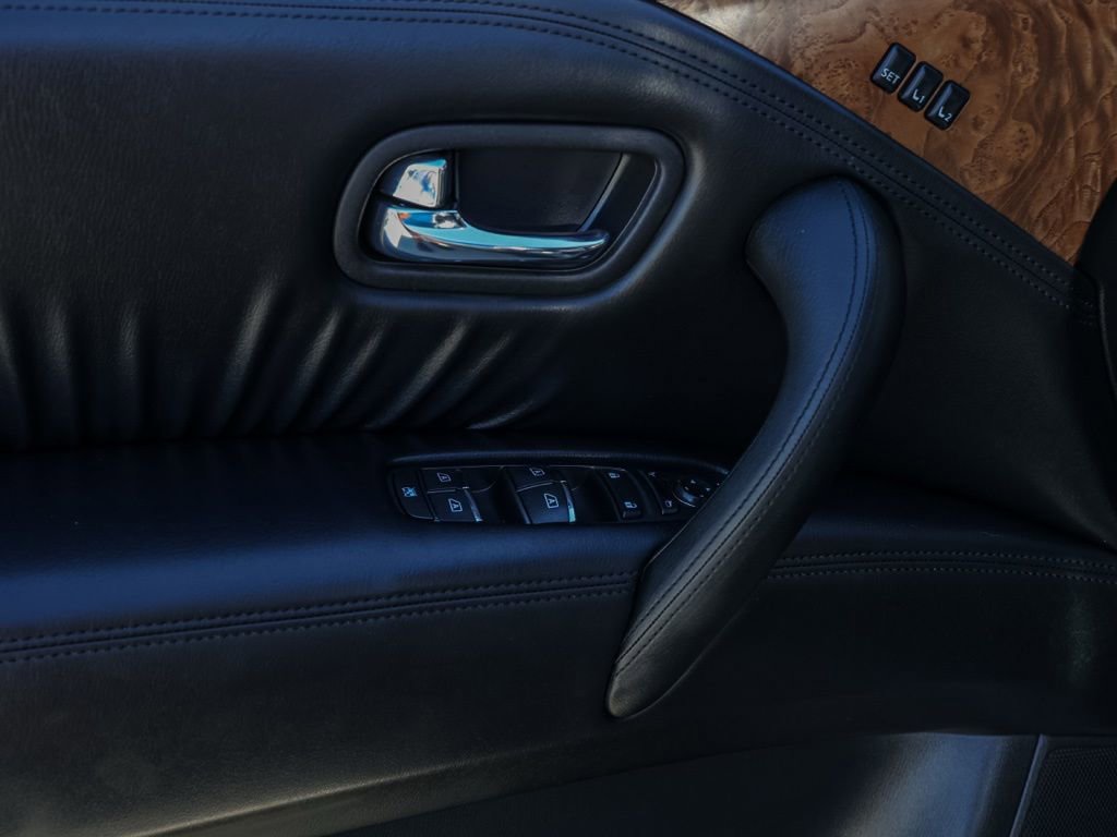 Used 2024 Nissan Armada SL w/ Captain's Chairs Package image 24